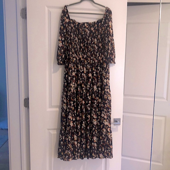 Dresses & Skirts - Ann Taylor square neck and smocked bodice. New and not worn